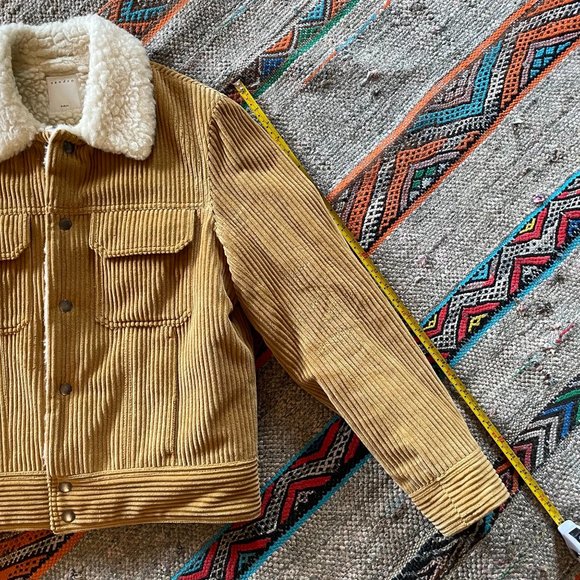 Sandro Shearling & Corduroy Trucker Jacket in Mustard - Season H2018 - Size M - Picture 6 of 15